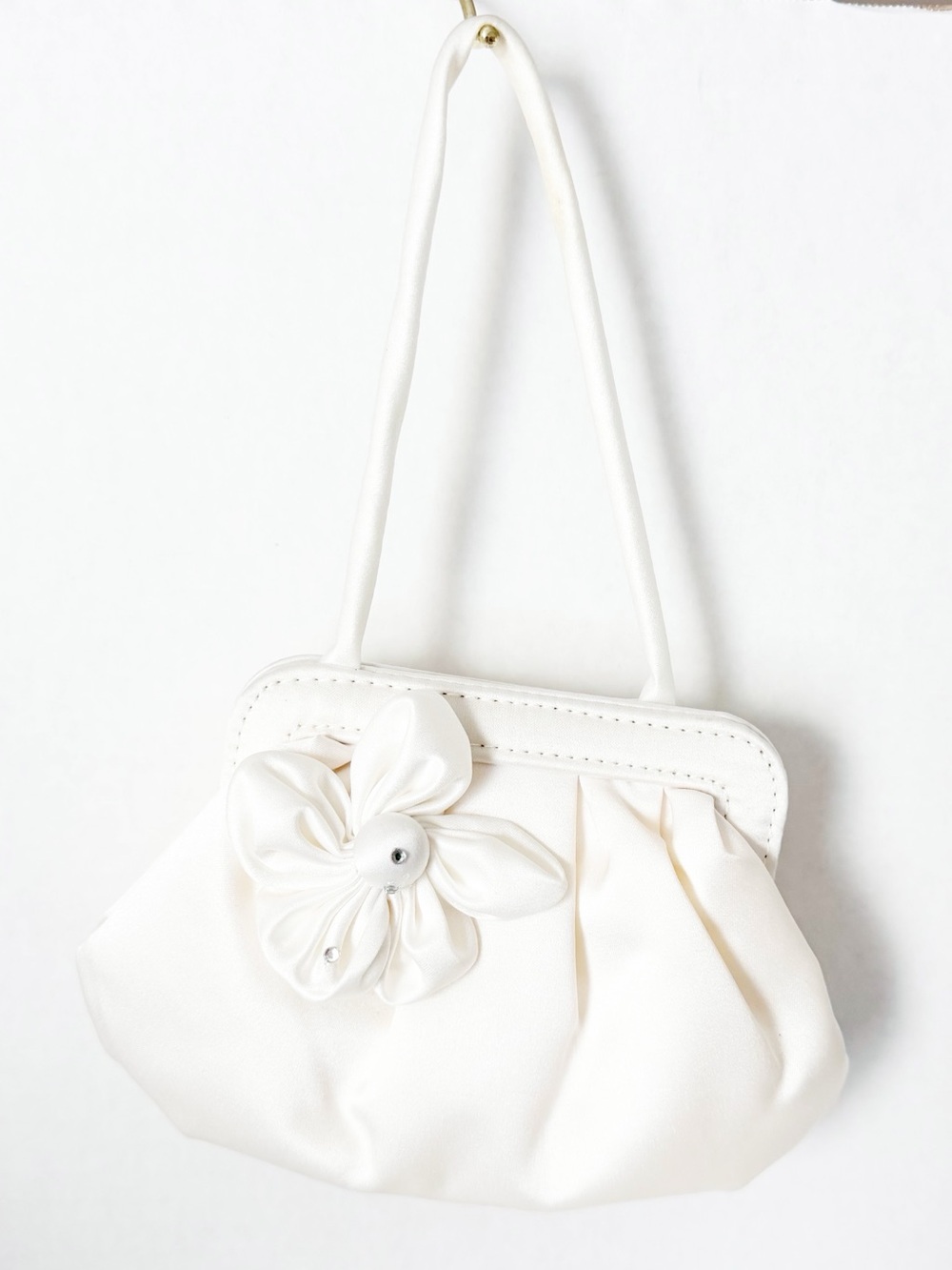 Elegant White Flower Accent Women's Handbag